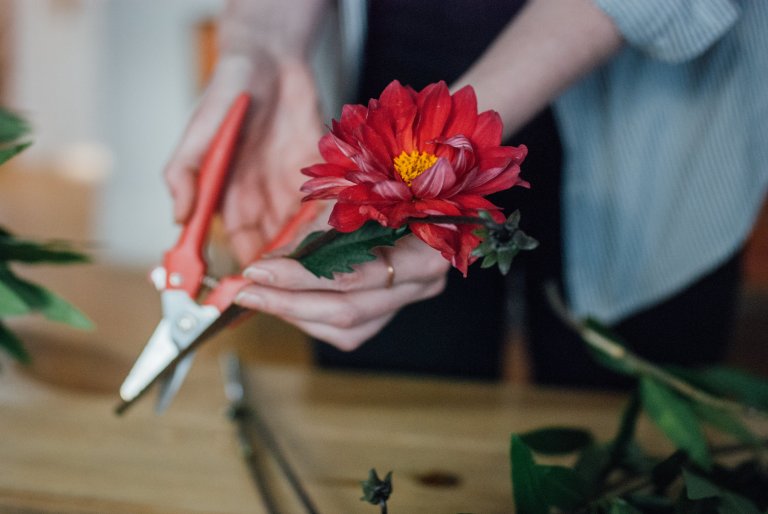 Exploring the Role of Floral Designs in Creating a Homely Atmosphere