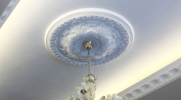 Plaster Ceiling Rose: Should You Get One?